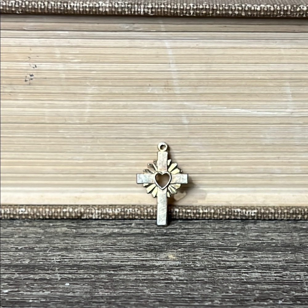 Vintage Gold Tone Cross Pendant with Heart